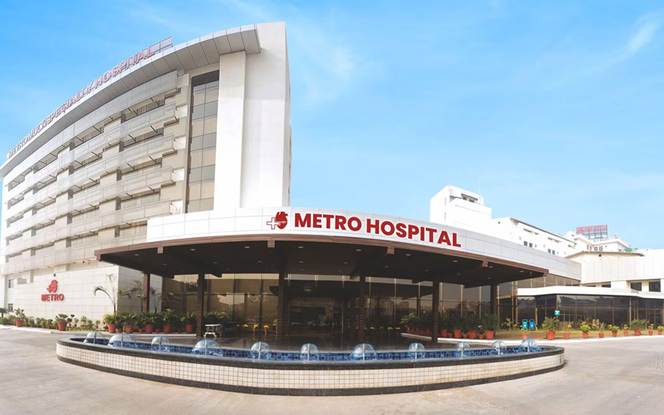 Metro Heart Institute with Multispeciality